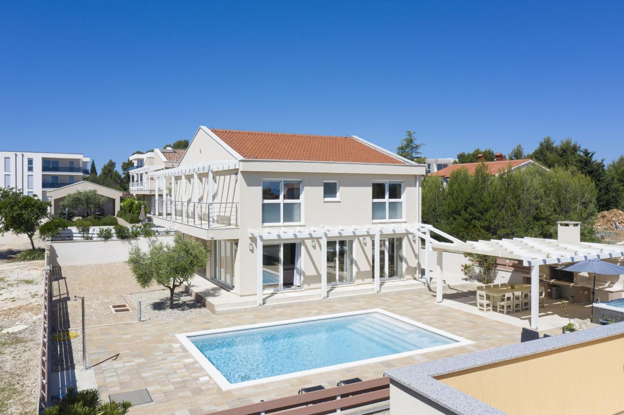 Villa Olivia - New And Modern House With Pool, Souna, Jacuzzi & Playground, Liznjan - Istra Экстерьер фото